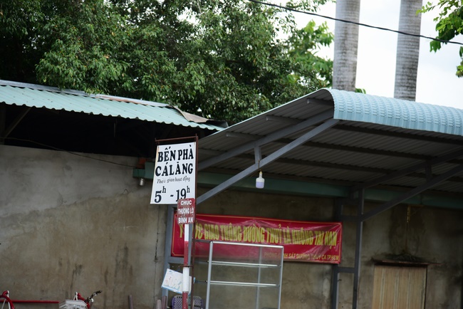 Freeing of creatures at Ca Lang ferry in Cu Chi