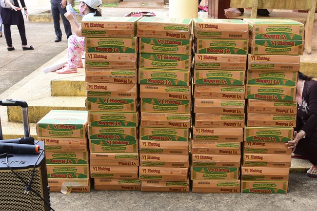 The charity trip in Binh Phuoc