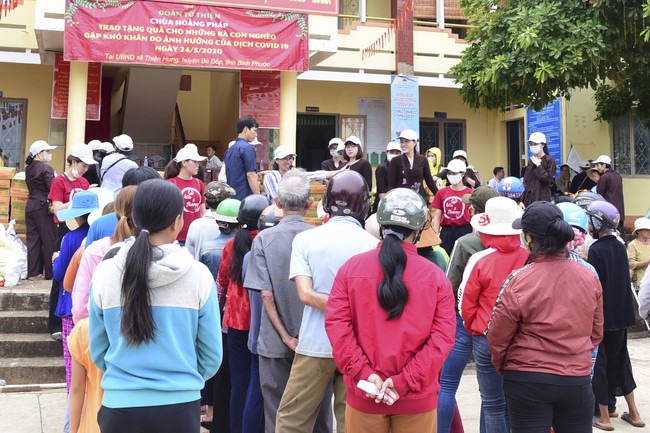 The charity trip in Binh Phuoc