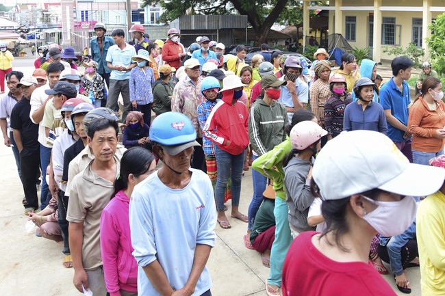 The charity trip in Binh Phuoc