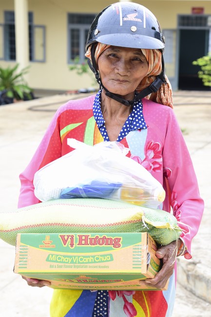 The charity trip in Binh Phuoc