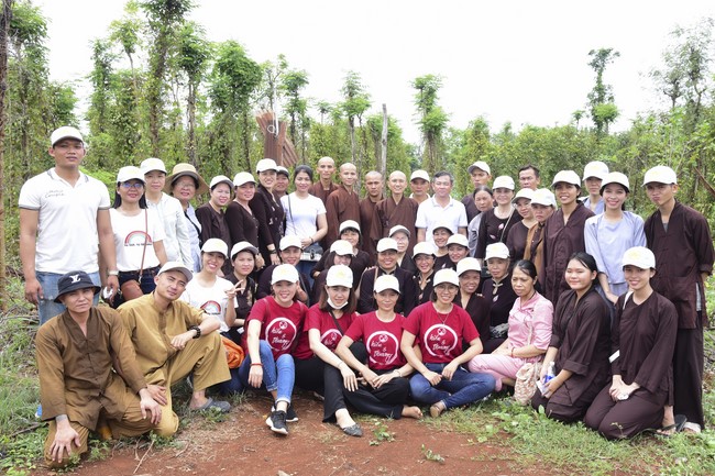 The charity trip in Binh Phuoc