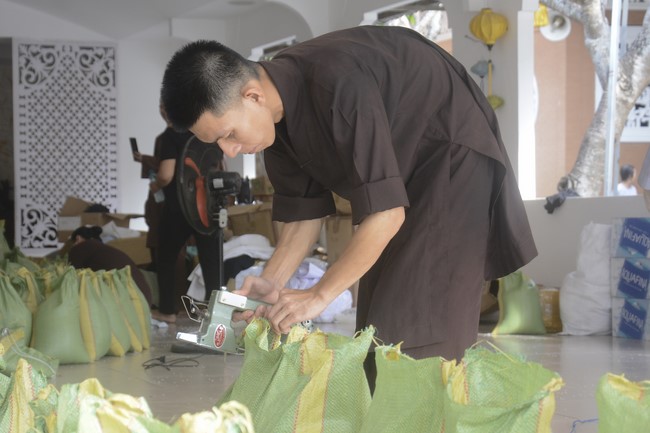 The charity trip in Binh Phuoc