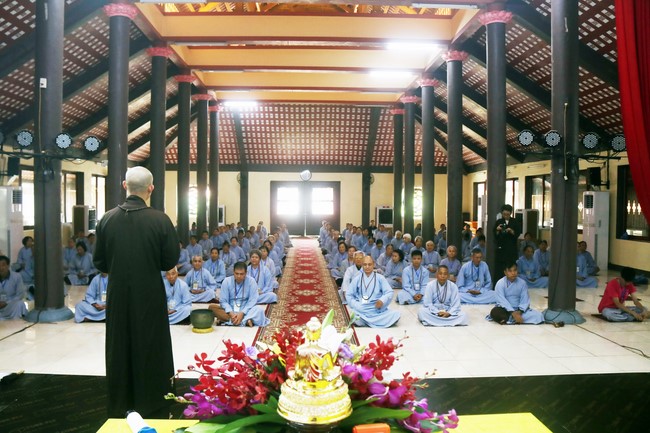 The Retreat of Eight Precepts in three days and two nights at Hoa Phuc Pagoda
