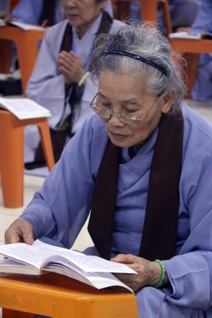 The Retreat of Eight Precepts in three days and two nights at Hoa Phuc Pagoda