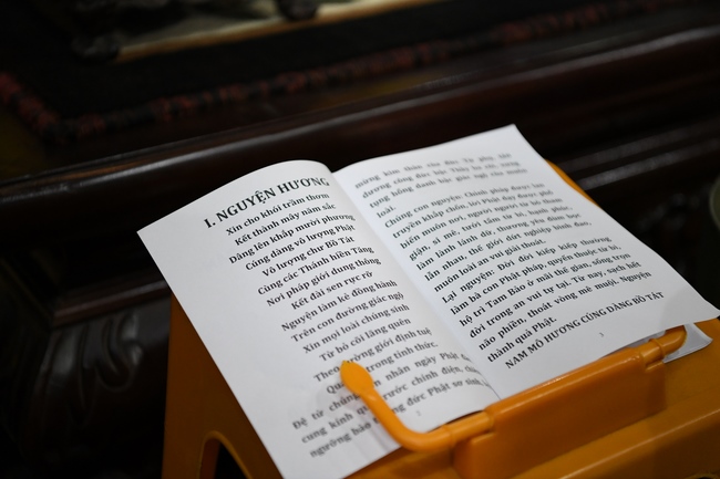 Buddha Bathing Ceremony at Hoa Phuc Pagoda in the period of COVID-19.