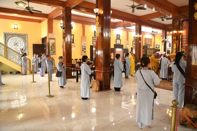 Buddha Bathing Ceremony at Hoa Phuc Pagoda in the period of COVID-19.