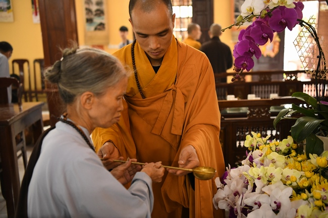 Buddha Bathing Ceremony at Hoa Phuc Pagoda in the period of COVID-19.