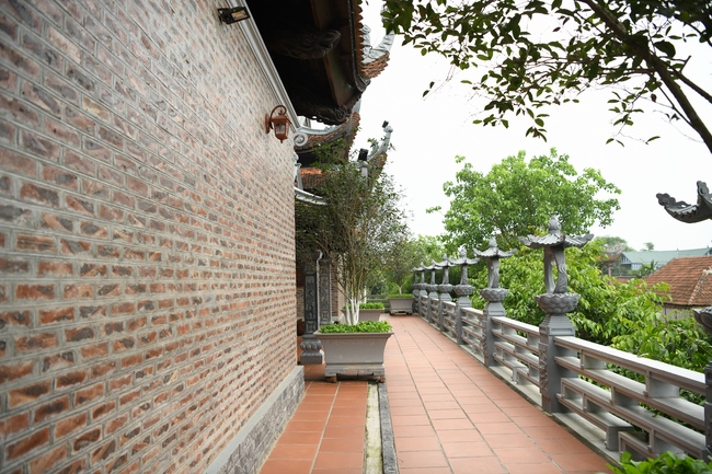Buddha Bathing Ceremony at Hoa Phuc Pagoda in the period of COVID-19.