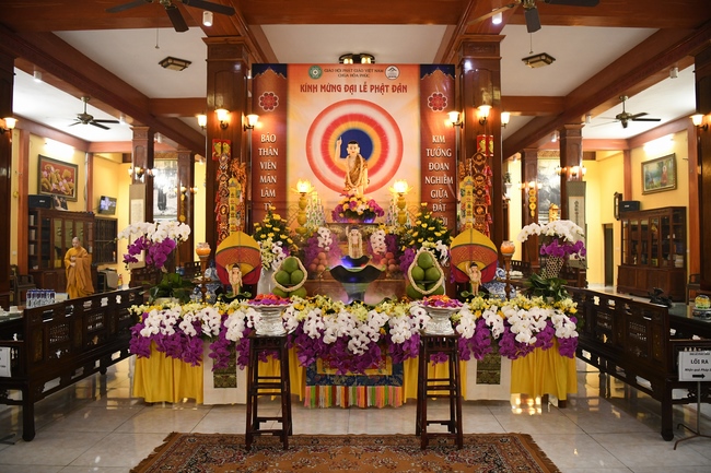 Buddha Bathing Ceremony at Hoa Phuc Pagoda in the period of COVID-19.