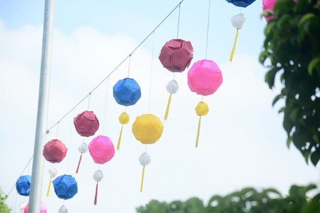 Preparing for the Great Ceremony of Buddha's Birthday (part 3)