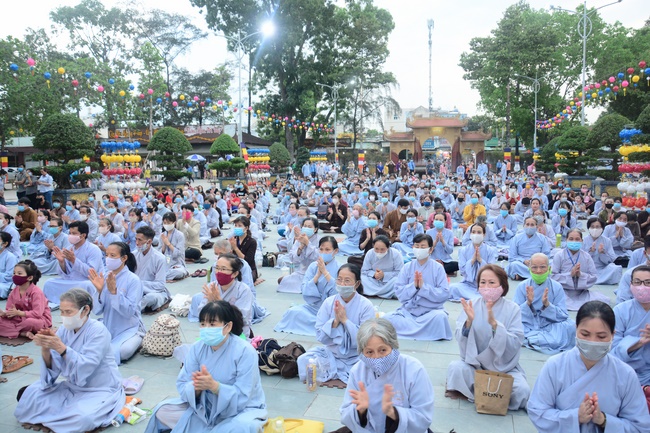 Repentant Ceremony on April 14th, Year of Rat.