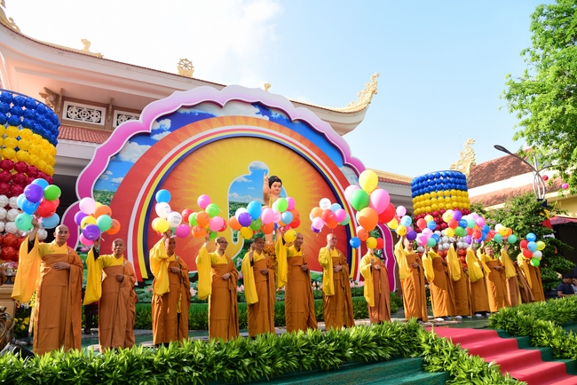 The Vesak Great Ceremony in 2020 at Hoang Phap Pagoda