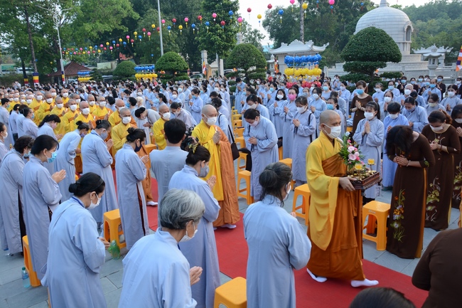 The Vesak Great Ceremony in 2020 at Hoang Phap Pagoda