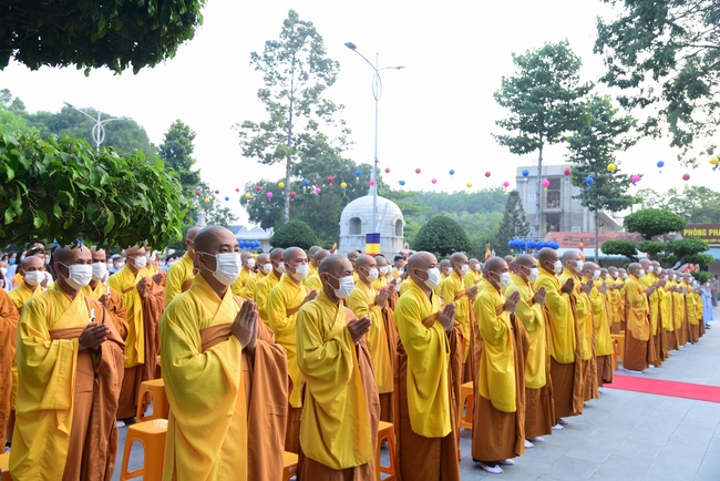 The Vesak Great Ceremony in 2020 at Hoang Phap Pagoda