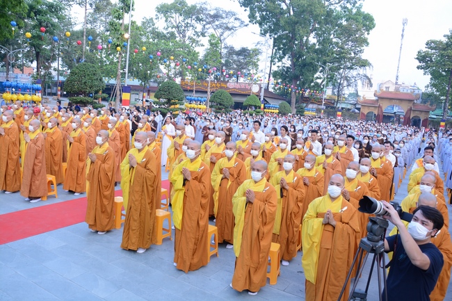 The Vesak Great Ceremony in 2020 at Hoang Phap Pagoda