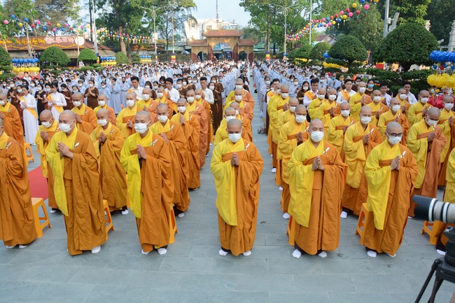 The Vesak Great Ceremony in 2020 at Hoang Phap Pagoda
