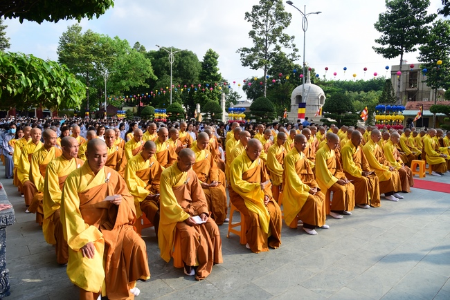 The Vesak Great Ceremony in 2020 at Hoang Phap Pagoda