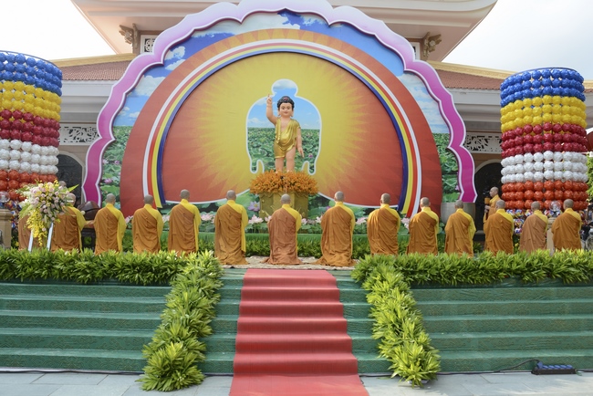 The Vesak Great Ceremony in 2020 at Hoang Phap Pagoda