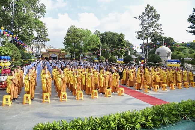 The Vesak Great Ceremony in 2020 at Hoang Phap Pagoda