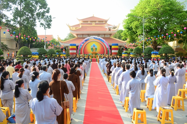 The Vesak Great Ceremony in 2020 at Hoang Phap Pagoda