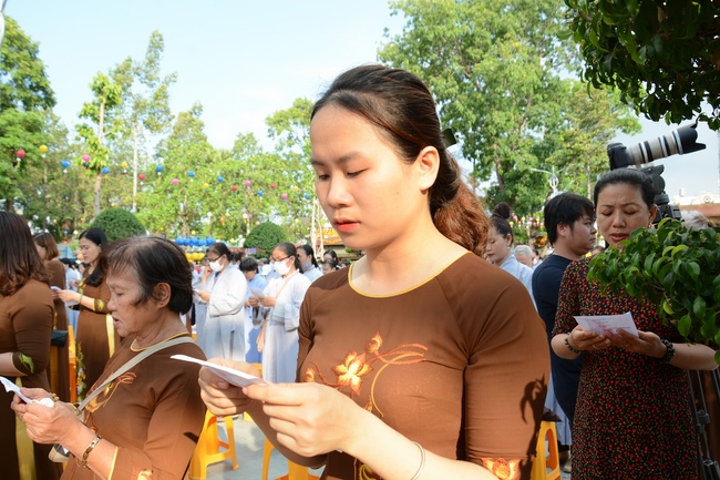The Vesak Great Ceremony in 2020 at Hoang Phap Pagoda