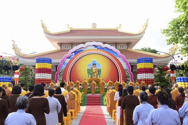 The Vesak Great Ceremony in 2020 at Hoang Phap Pagoda