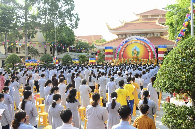 The Vesak Great Ceremony in 2020 at Hoang Phap Pagoda