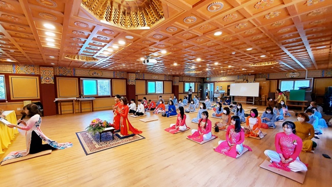 Buddhist Wedding Ceremony in Korea