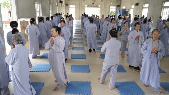 One-day Retreat at Dong Cao Pagoda.