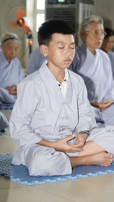 One-day Retreat at Dong Cao Pagoda.