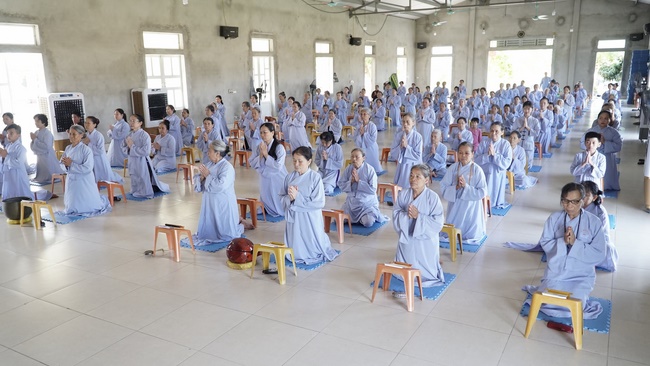 One-day Retreat at Dong Cao Pagoda.