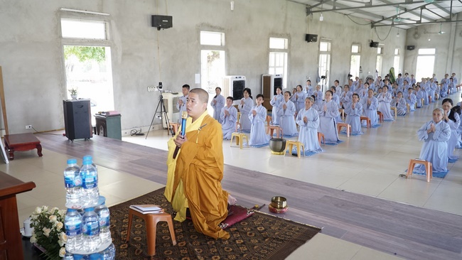 One-day Retreat at Dong Cao Pagoda.