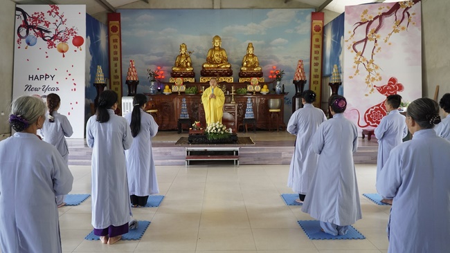 One-day Retreat at Dong Cao Pagoda.