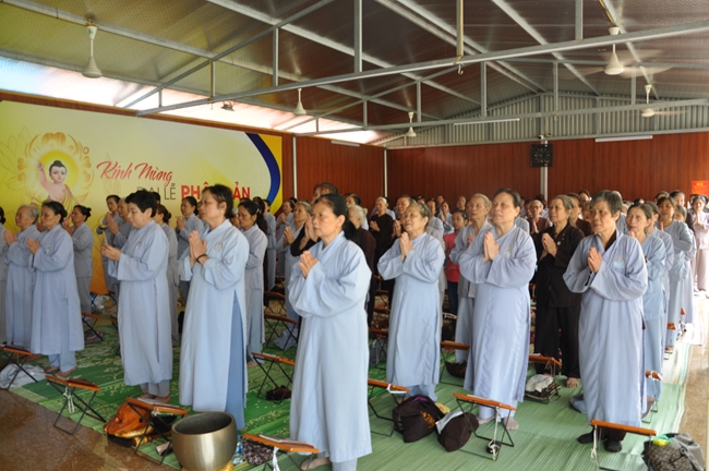 The peaceful and happy retreat at Tieu Dao pagoda - Quang Ninh