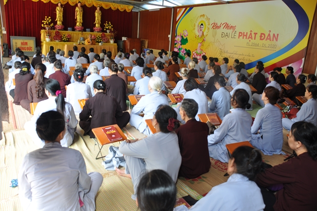 The peaceful and happy retreat at Tieu Dao pagoda - Quang Ninh
