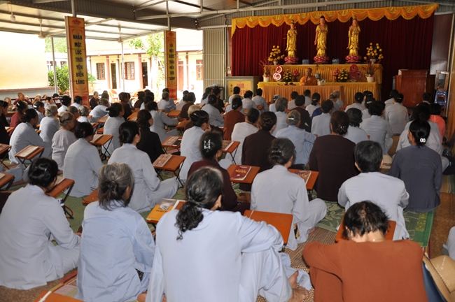 The peaceful and happy retreat at Tieu Dao pagoda - Quang Ninh