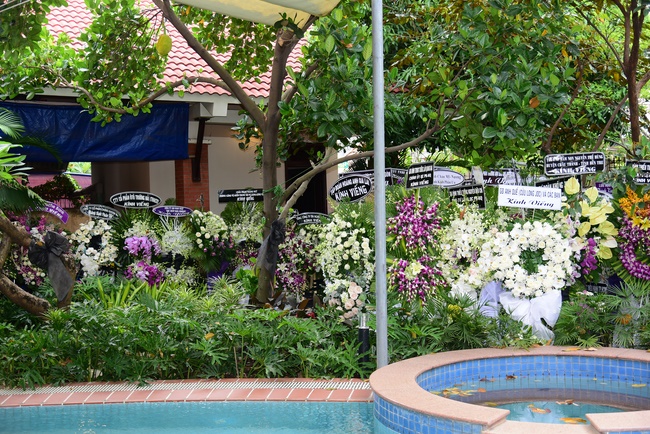 Visit the funeral and moving coffin in District 2, Ho Chi Minh City