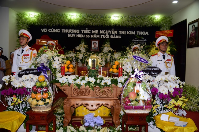 Visit the funeral and moving coffin in District 2, Ho Chi Minh City