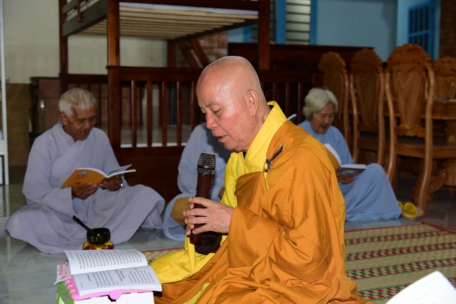Shop opening ceremony and the rite praying for peacefulness.