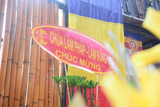 The ceremony of putting the first stone for construction of the main hall of Dang Phap pagoda in Binh Phuoc.