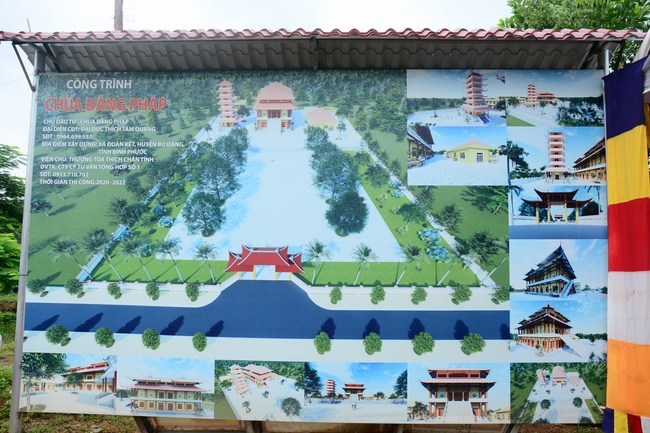 The ceremony of putting the first stone for construction of the main hall of Dang Phap pagoda in Binh Phuoc.