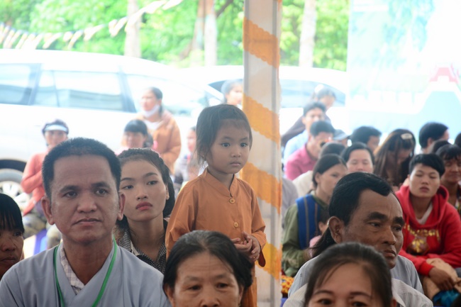 The ceremony of putting the first stone for construction of the main hall of Dang Phap pagoda in Binh Phuoc.