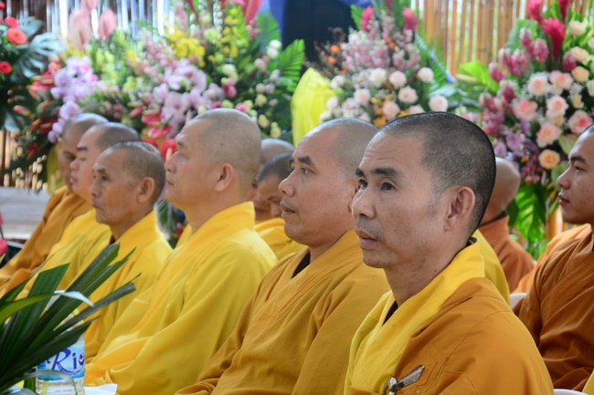 The ceremony of putting the first stone for construction of the main hall of Dang Phap pagoda in Binh Phuoc.