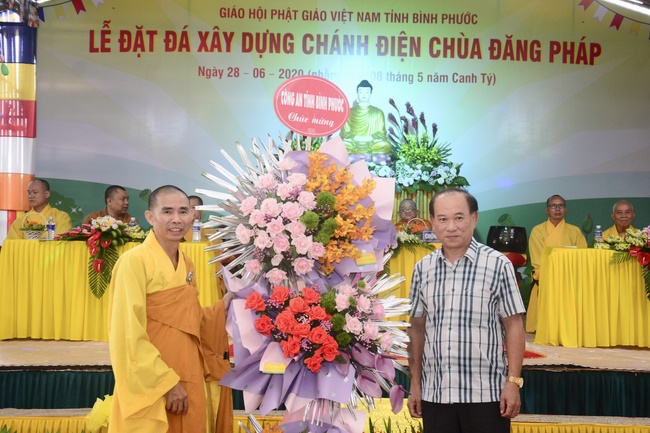 The ceremony of putting the first stone for construction of the main hall of Dang Phap pagoda in Binh Phuoc.
