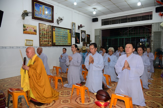 Releasing creatures and repentant ceremony at Minh Chat  ashram in Can Tho