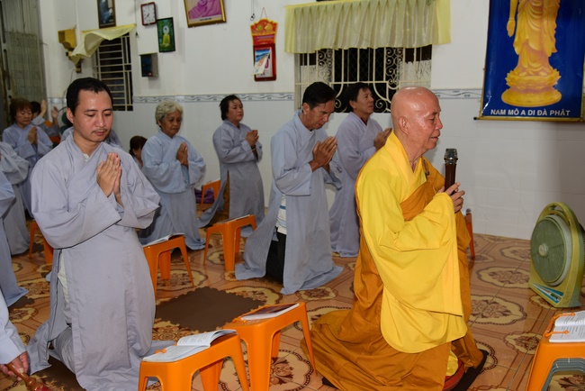 Releasing creatures and repentant ceremony at Minh Chat  ashram in Can Tho