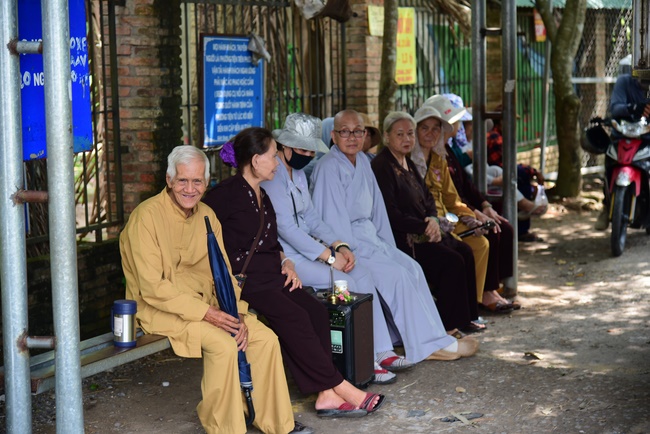 Releasing creatures and repentant ceremony at Minh Chat  ashram in Can Tho