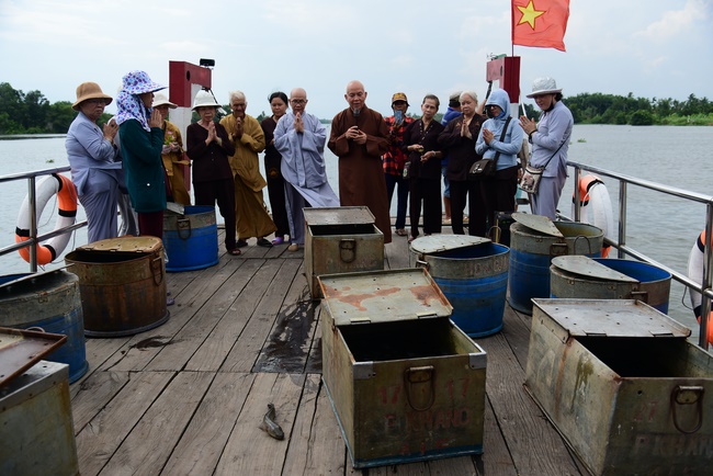 Releasing creatures and repentant ceremony at Minh Chat  ashram in Can Tho