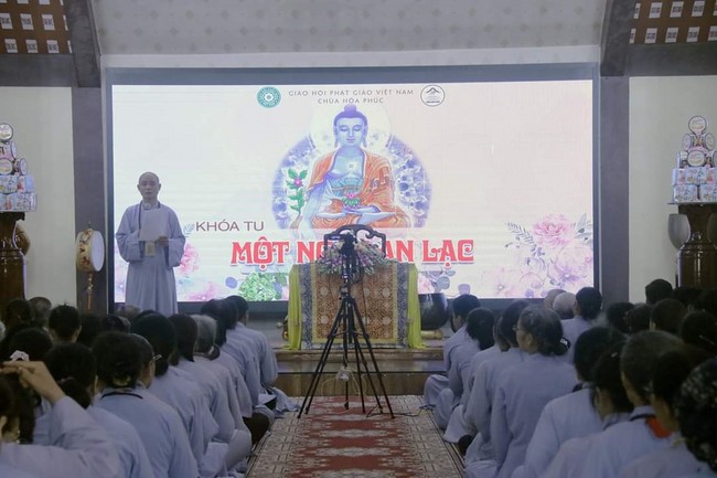 One-Day Retreat at Hoa Phuc Pagoda